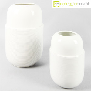 Ceramiche Munari, coppia di vasi bianchi (1)