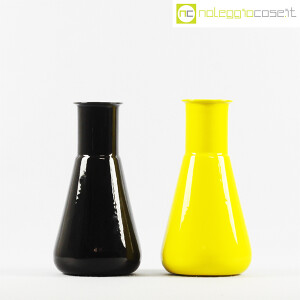 Gabbianelli, vasi bottiglia nero e giallo, Roberto Arioli (2)