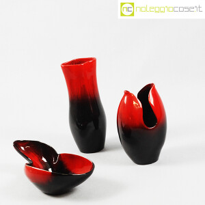 Ceramiche Franco Pozzi, set ceramiche in nero e rosso al selenio, Ambrogio Pozzi (3)