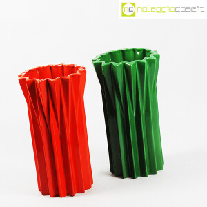 Gabbianelli, vasi a spicchi verde e rosso, Franco Bettonica (3)