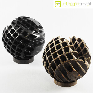 Tasca Ceramiche, sfera Trafila in ceramica nera, Alessio Tasca (9)