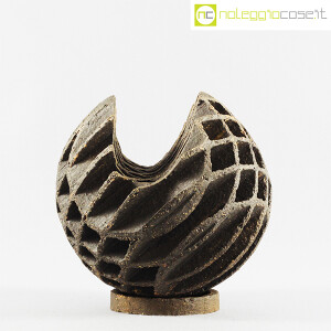 Tasca Ceramiche, sfera Trafila in ceramica terrosa, Alessio Tasca (2)