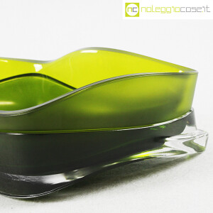 Zaha Hadid Design, Centrotavola Plex Vessel in vetro verde (6)