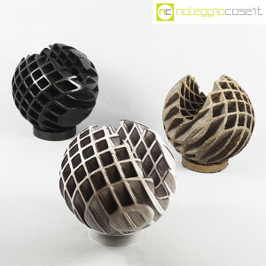 Tasca Ceramiche, sfera Trafila in ceramica grigia, Alessio Tasca (9)